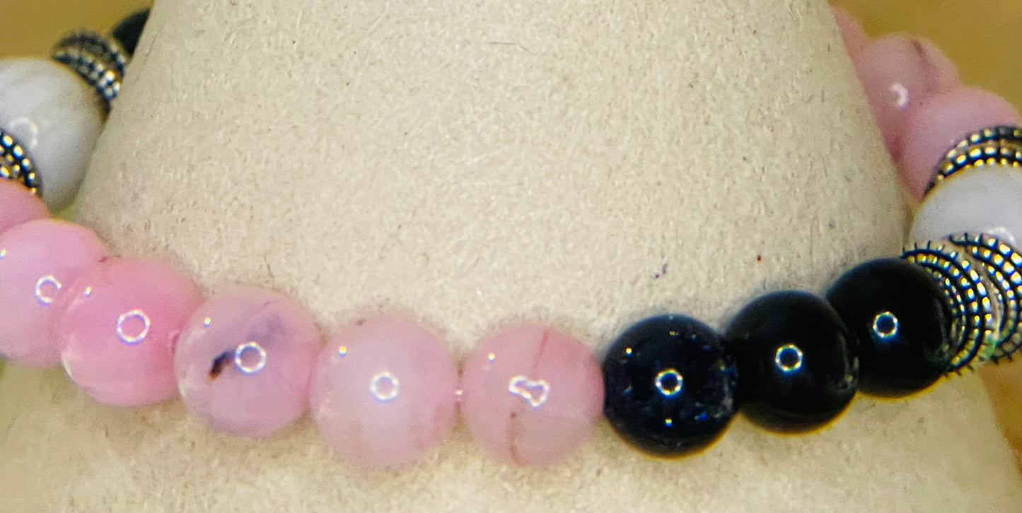 Pink Jade and Black Obsidian elastic bracelet 8” with matching earrings ￼