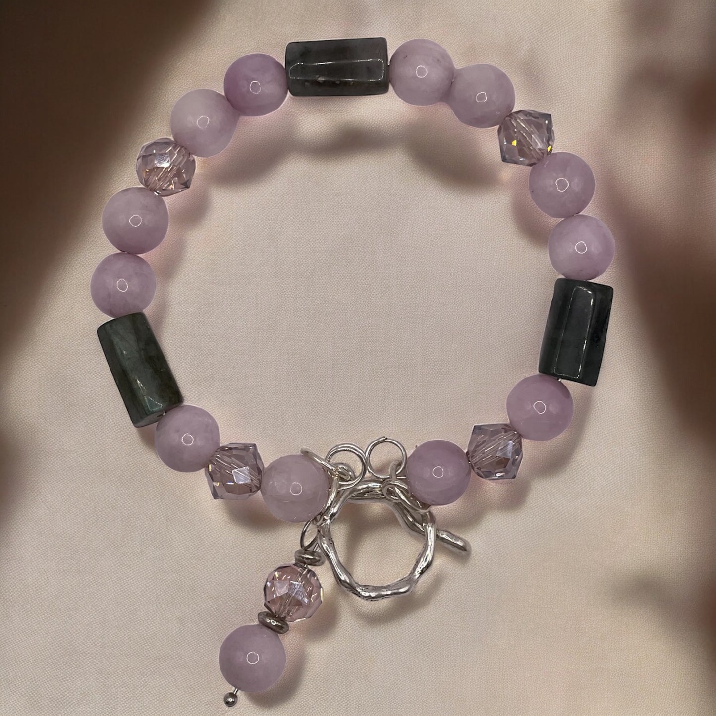 Kunzite and Labradorite wire bracelet 7.5”