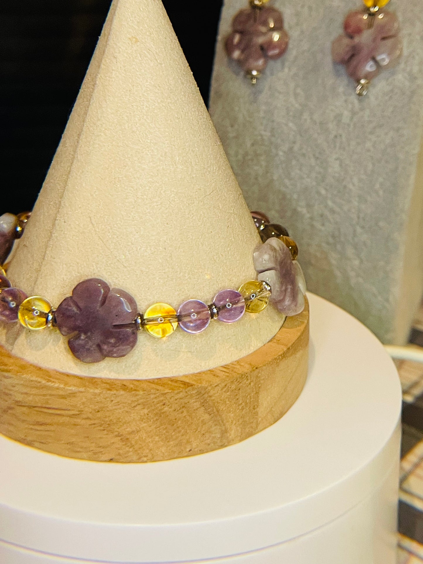 Amethyst Flower wire bracelet 8” with matching earrings.  Bracelet can be resized.