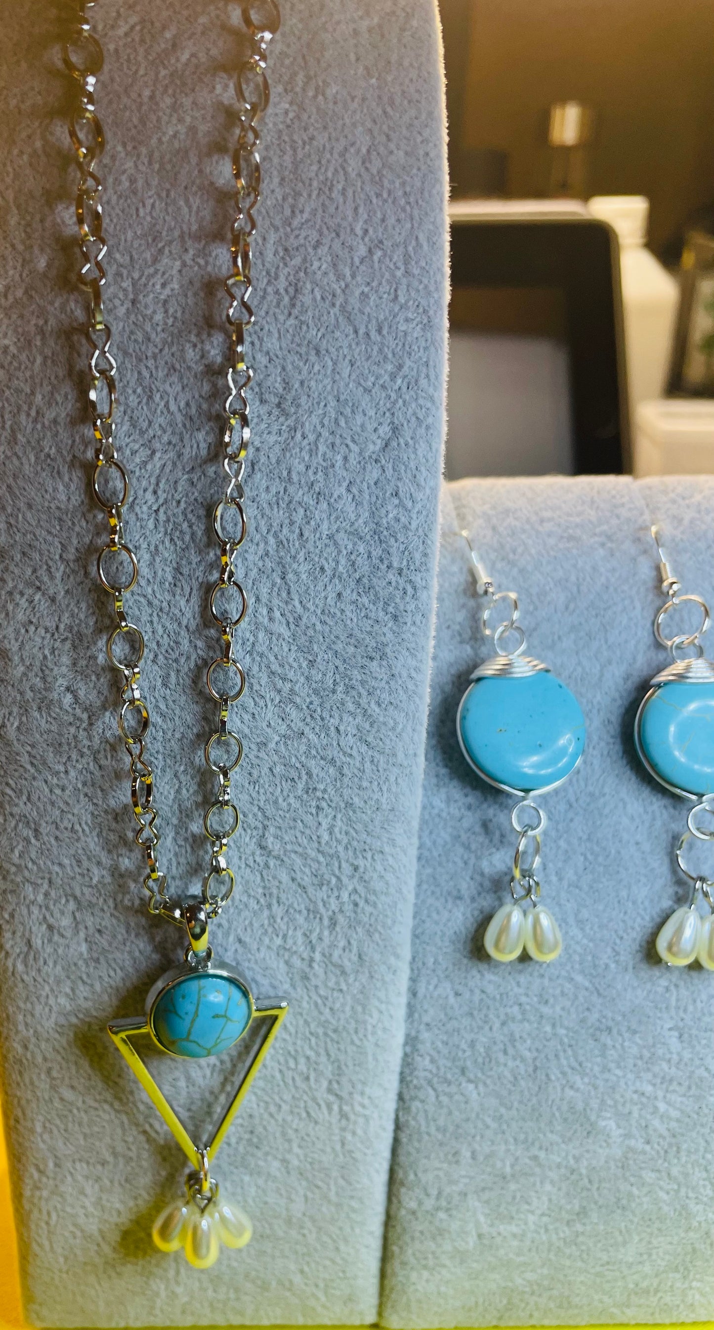 Edgy Elegance silver 26”necklace with Howlite Turquoise and matching earrings