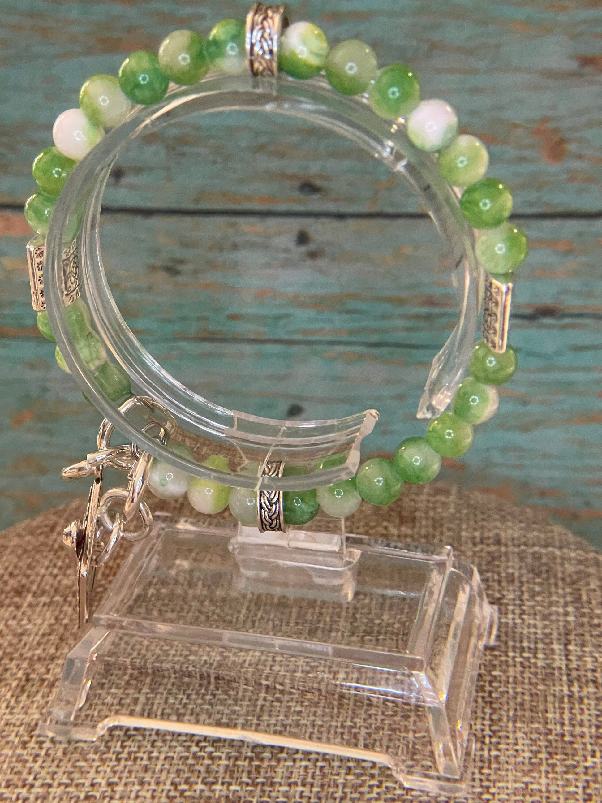 Green and White Jasper wire bracelet with toggle clasp 8.25&quot;