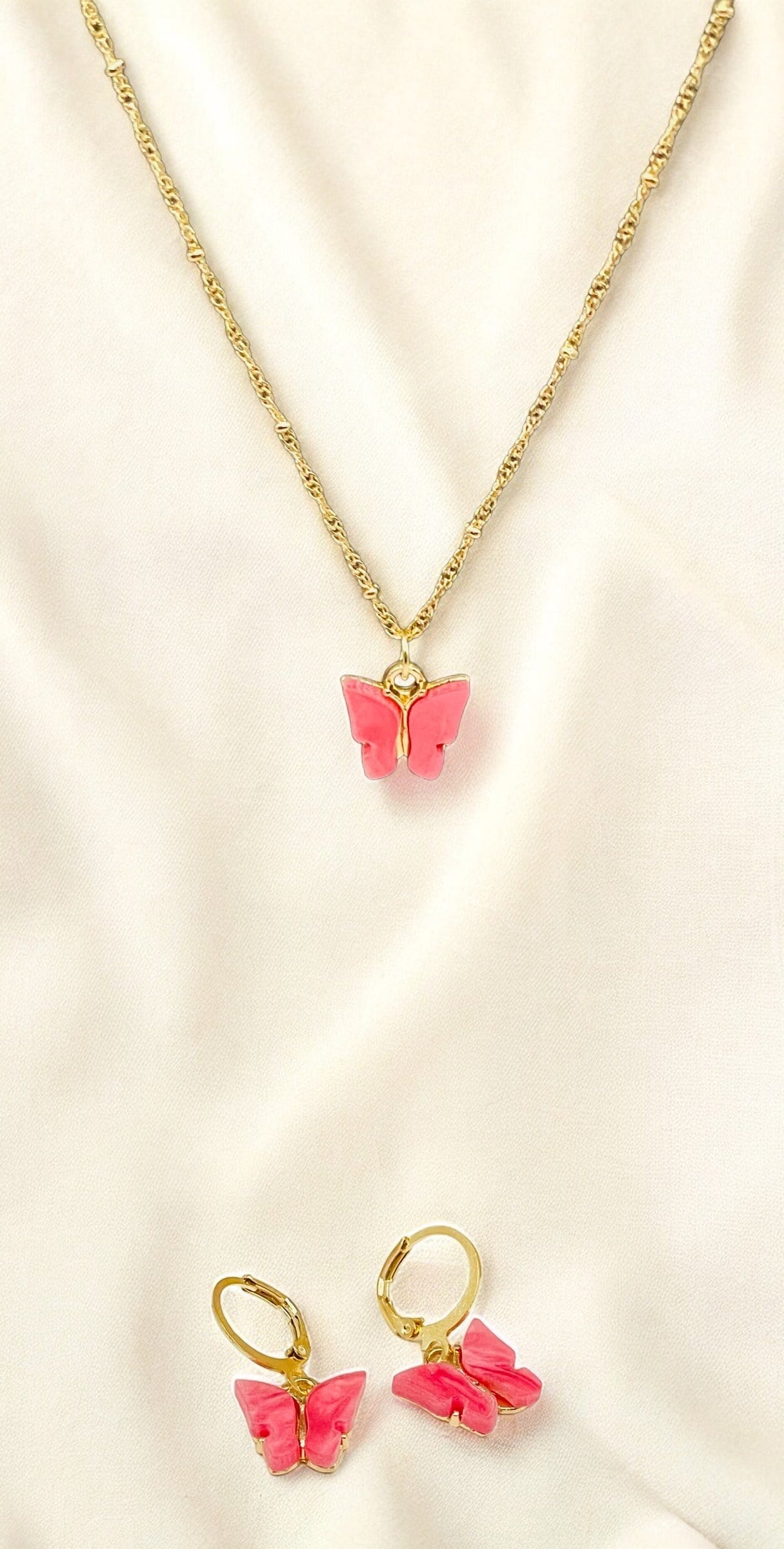 Pink Butterfly Necklace and Earrings. 18&quot;